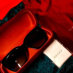 gucci sunglasses